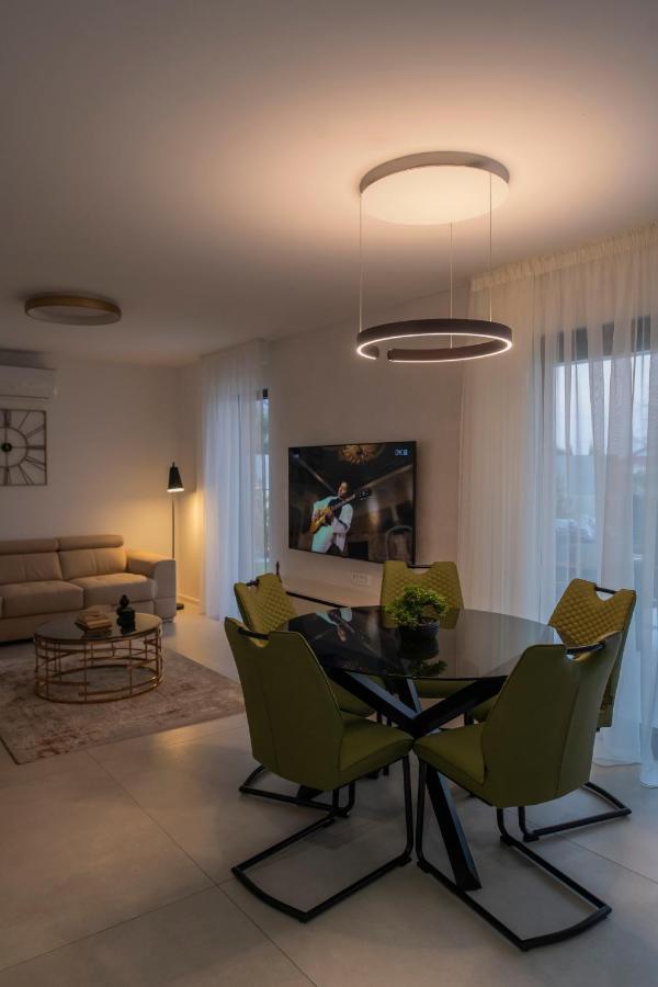 Villa Magna Luxury Apartments Муртер Экстерьер фото